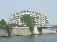 Matthews flats in Paris?